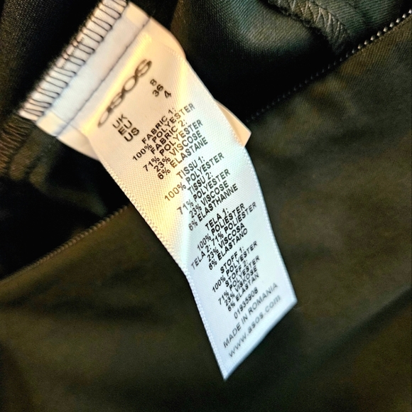 NEW ASOS Black & White Halter Backless Jumpsuit - Picture 11 of 12